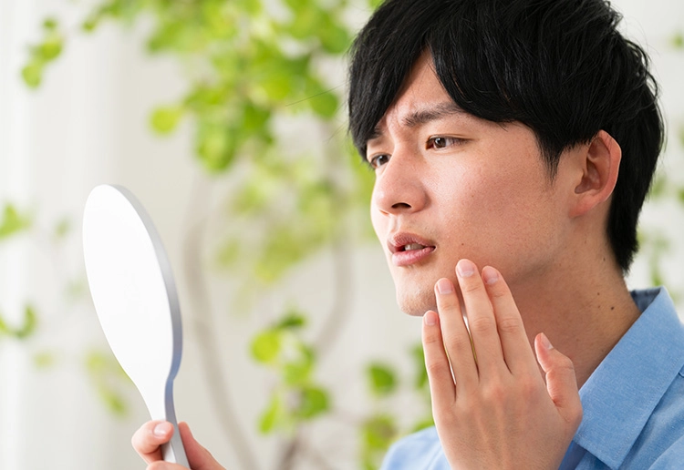 ニキビができても放置する